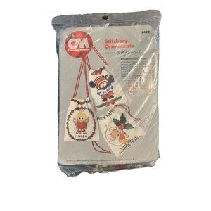 columbia minerva stitchery Christmas ornament kit 7402 New Cross Stitch